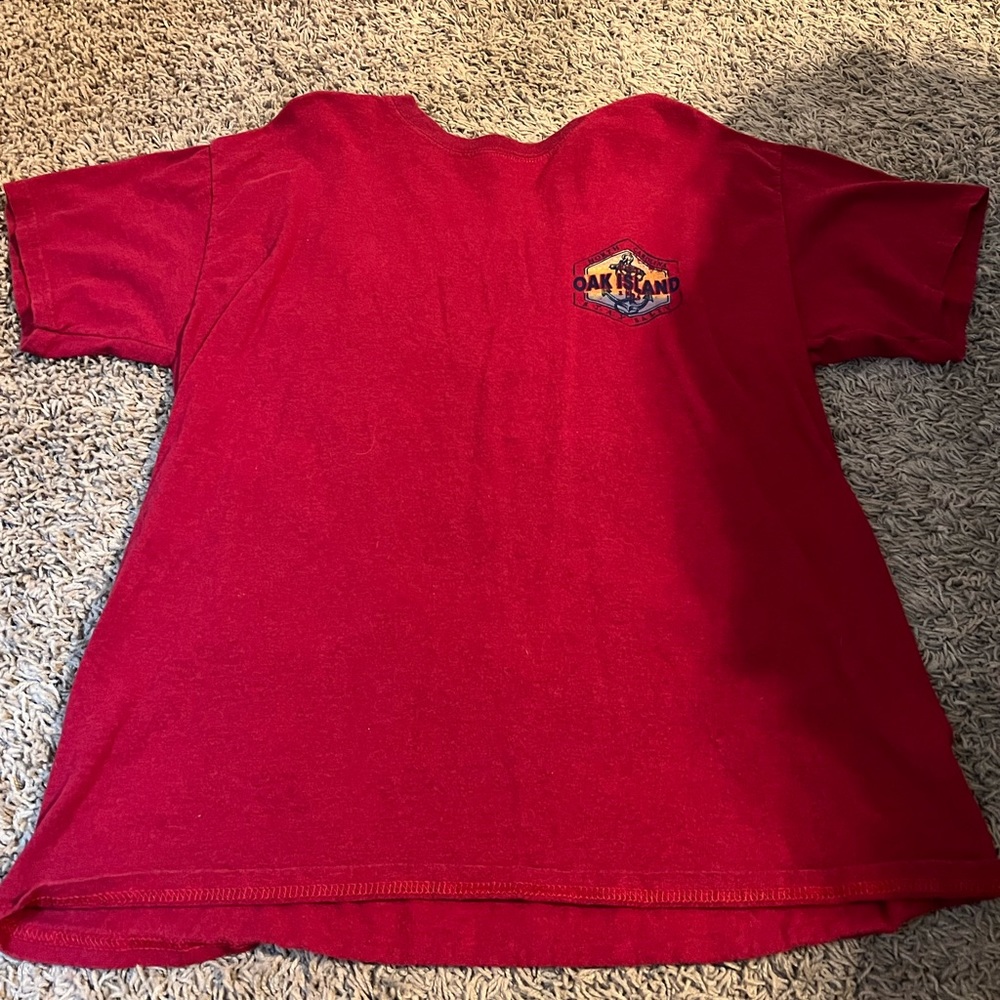Gildan t-shirt got it in oak island I never wear it size large